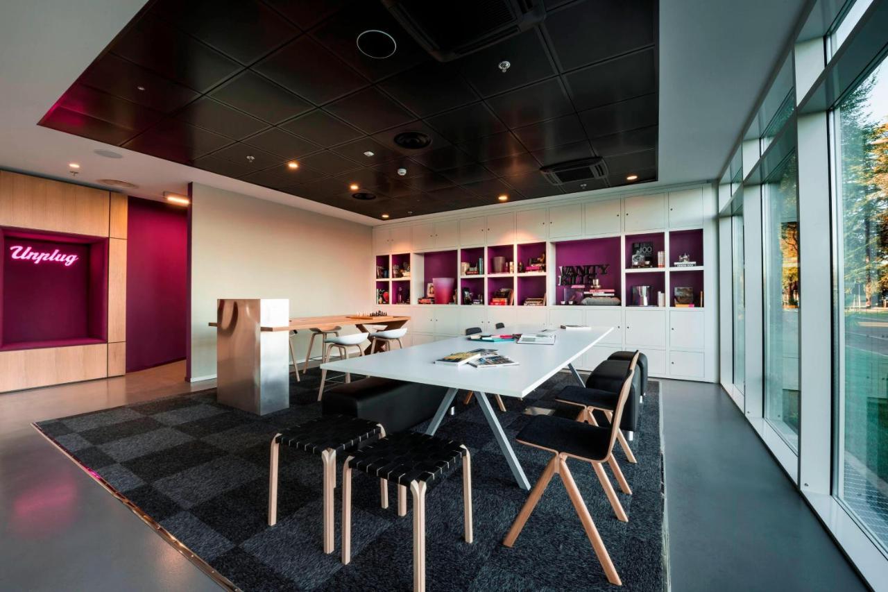 Moxy Milan Malpensa Airport Hotel Case Nuove  Bagian luar foto