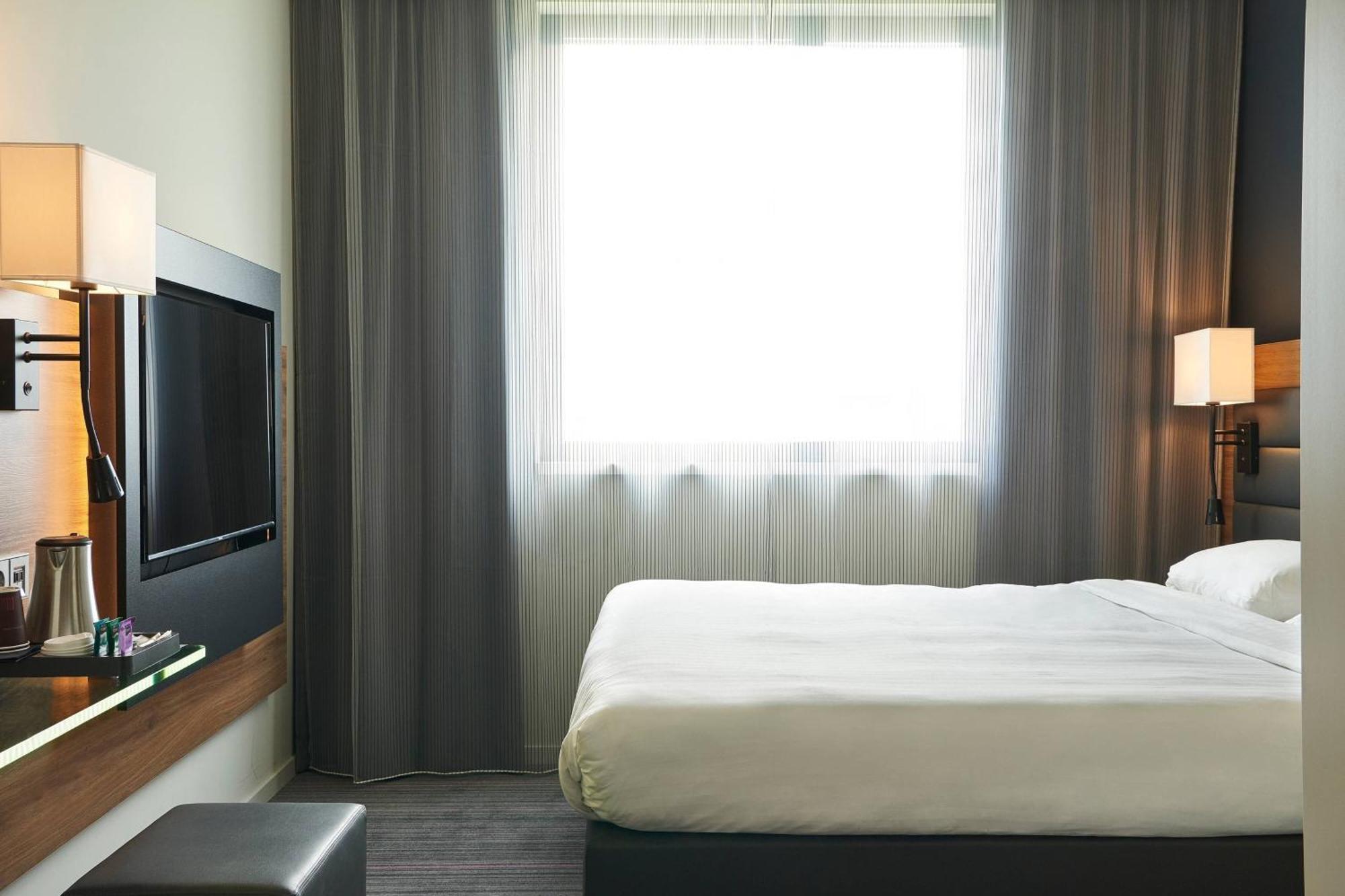 Moxy Milan Malpensa Airport Hotel Case Nuove  Bagian luar foto