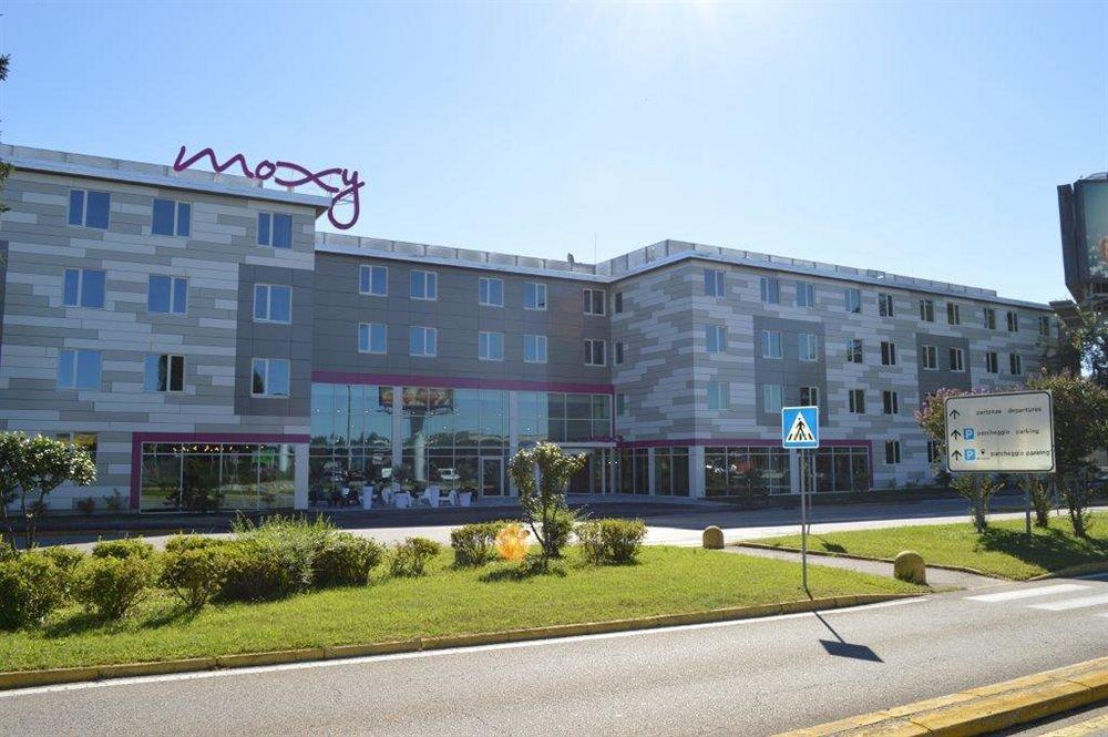 Moxy Milan Malpensa Airport Hotel Case Nuove  Bagian luar foto